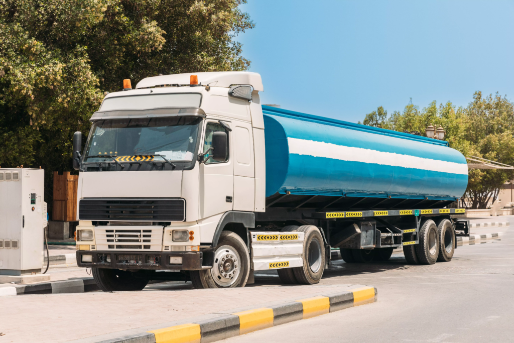 camion citerne à eau